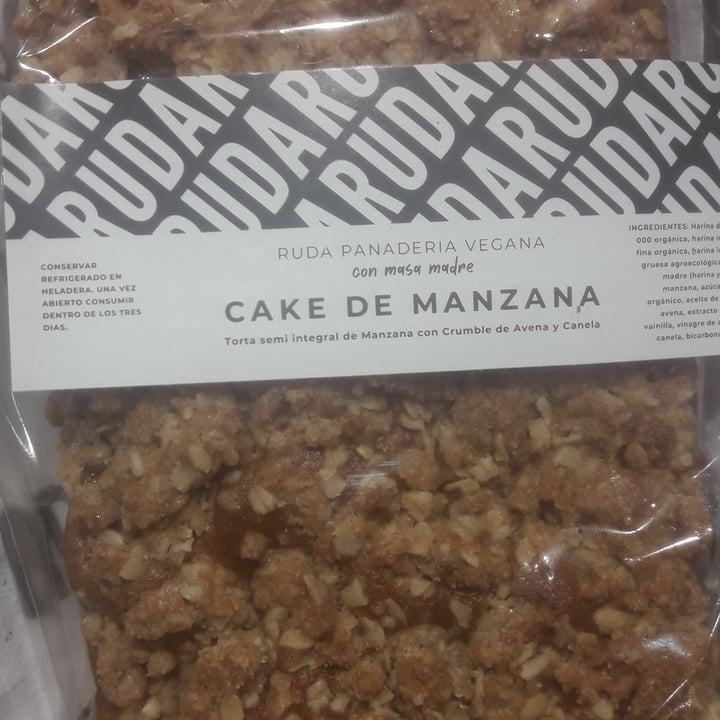photo of Ruda panadería Cake de Manzana shared by @garciapatri on  21 May 2021 - review