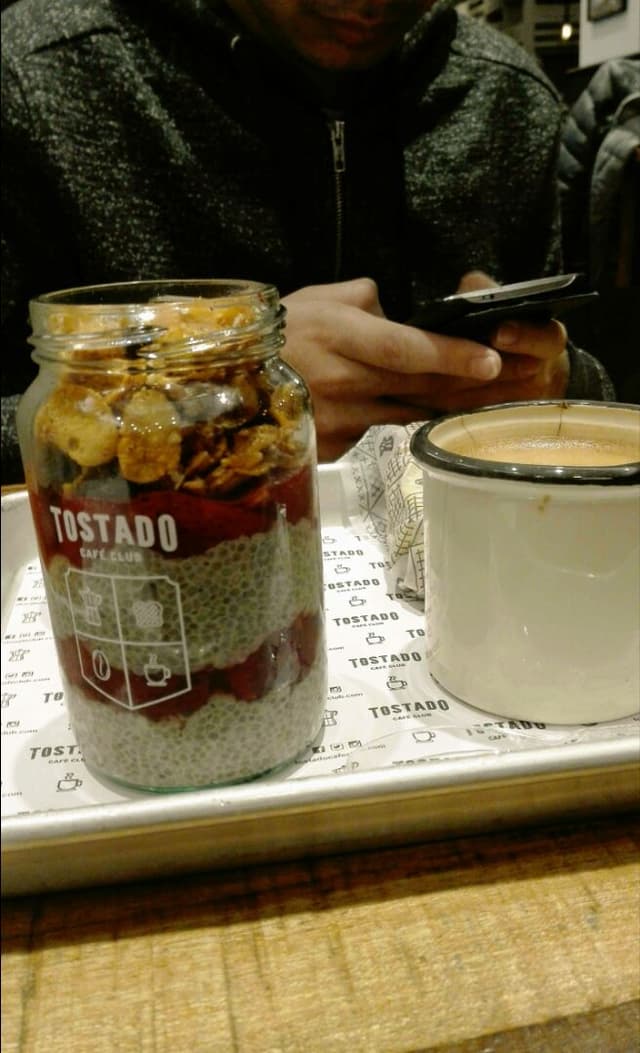 菜肴“Chía pudding”的照片