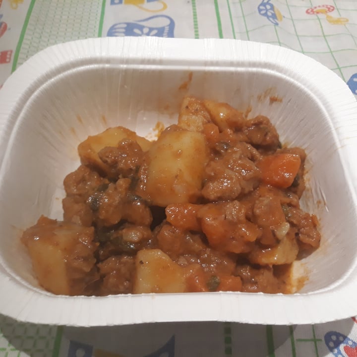 photo of Jaa Nu' Rosticceria Vegana Genova Spezzatino di soia con carote, patate, paprika, bietole e cumino shared by @ilaria9105 on  03 Jun 2021 - review