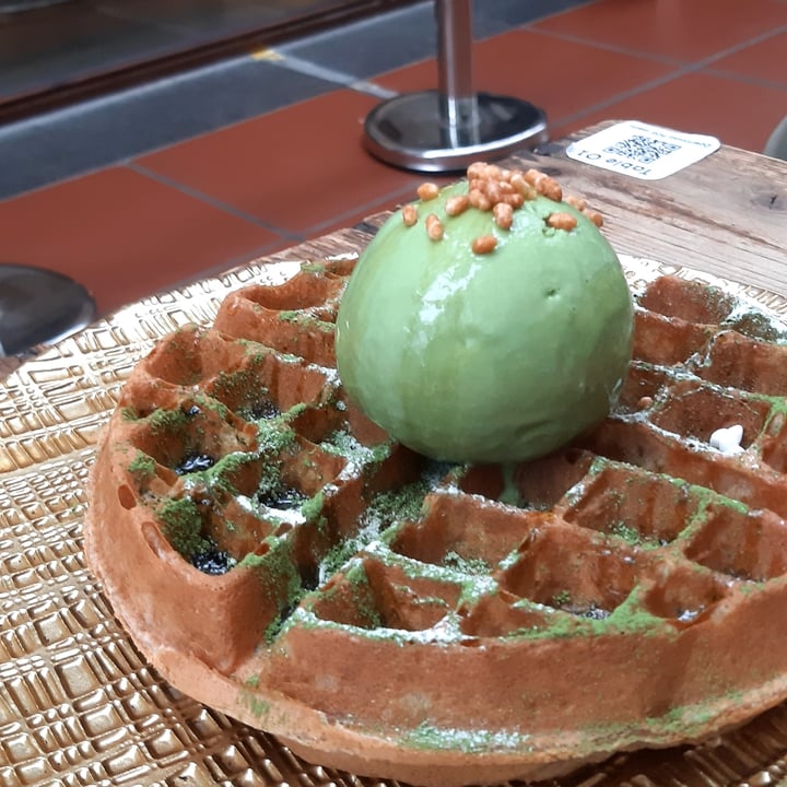 photo of Hvala CHIJMES Dairy free waffle with matcha ice cream shared by @smolnonling on  21 Feb 2022 - review