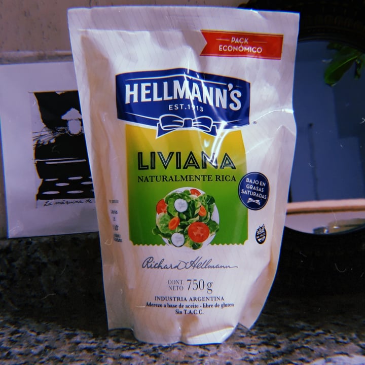 photo of Hellmann’s Mayonesa Liviana shared by @nanicuadern on  28 Oct 2021 - review