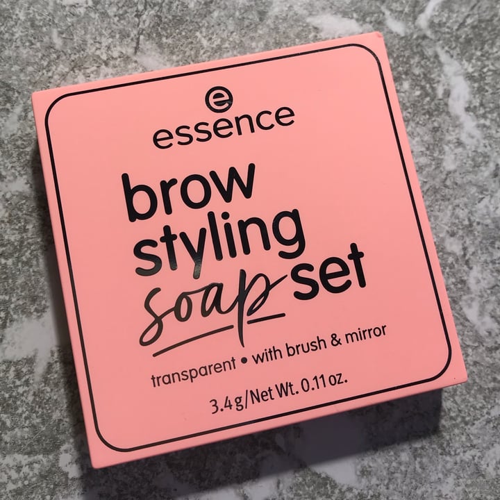 photo of Essence  Brow Styling Soap Set shared by @gloriasumarte on  23 Mar 2022 - review