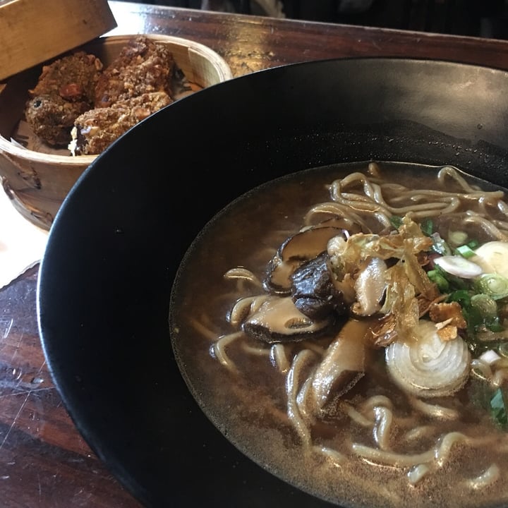 review photo of KOI Beer & Dumplings Ramen Vegano shared by @y0gurt on 09 Feb 2020 - review