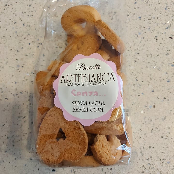 photo of Artebianca Biscotti senza latte e senza uova shared by @pandora67 on  26 Nov 2022 - review