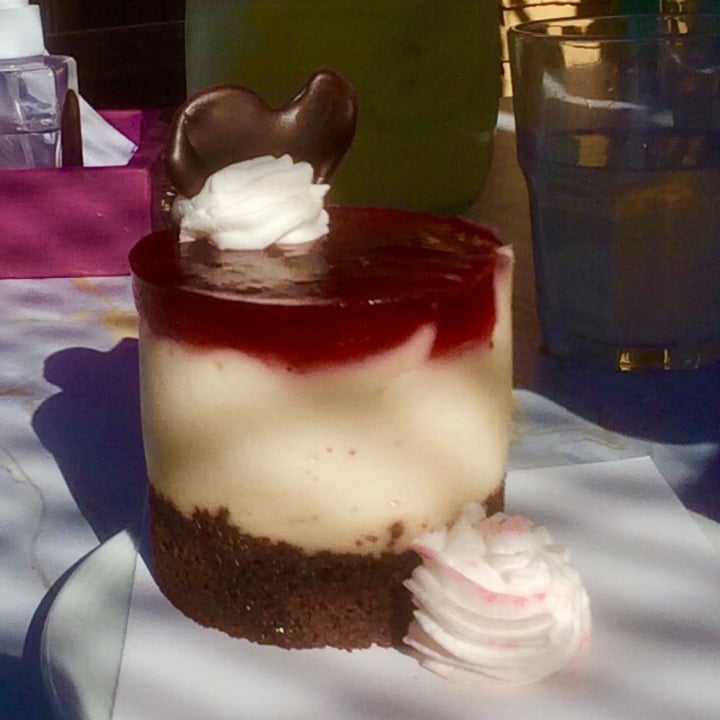 photo of El Palacio Vegano Cheesecake shared by @qyqyqyqyqy on  14 Jun 2021 - review
