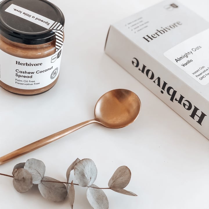 photo of Herbivore Cashew Coconut Spread shared by @domwestphal on  15 Jun 2020 - review