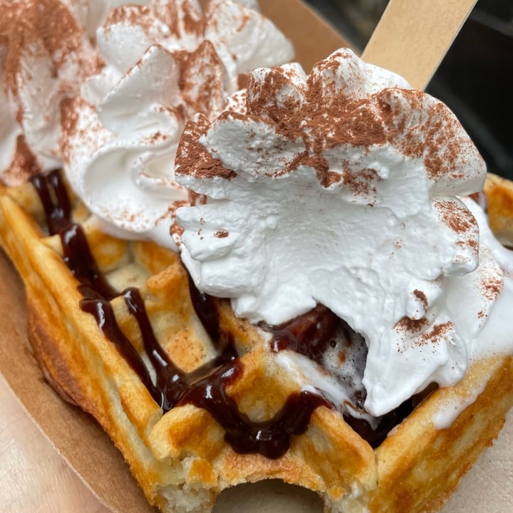 photo of Jolly Vegan Gaufre shared by @coraleeats on  14 Jan 2023 - review