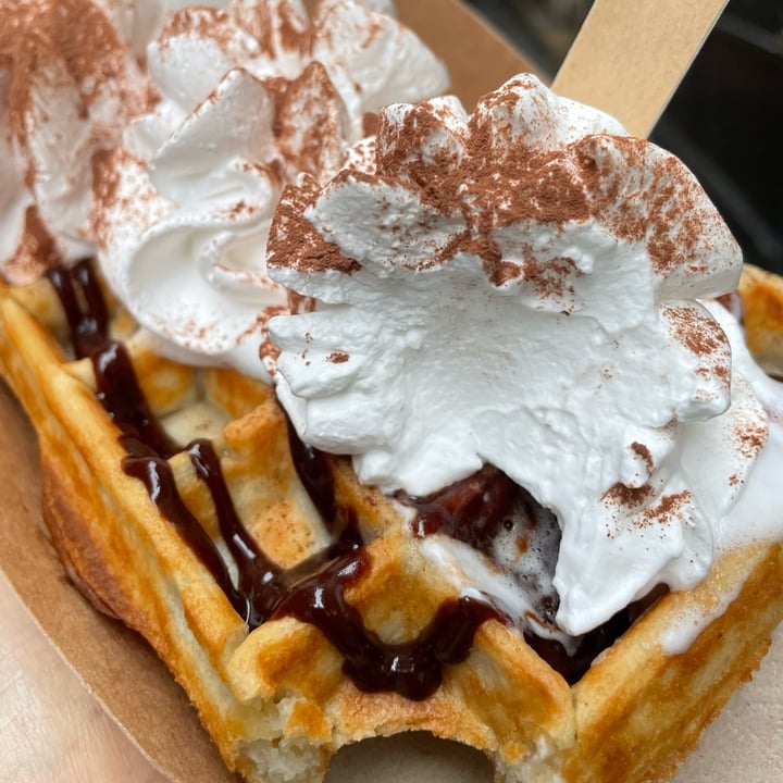 review photo of Jolly Vegan Gaufre shared by @coraleeats on 14 Jan 2023 - review