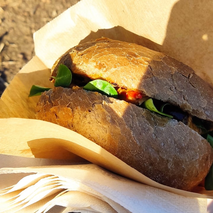 review photo of Van Ver Burger Pullus In Fabula shared by @vegfraio on 30 Jan 2022 - review