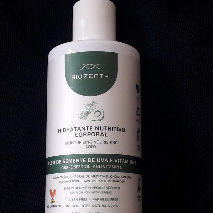 review photo of Biozenthi Hidratante Nutritivo Corporal shared by @gaiacat07 on 01 Nov 2022 - review