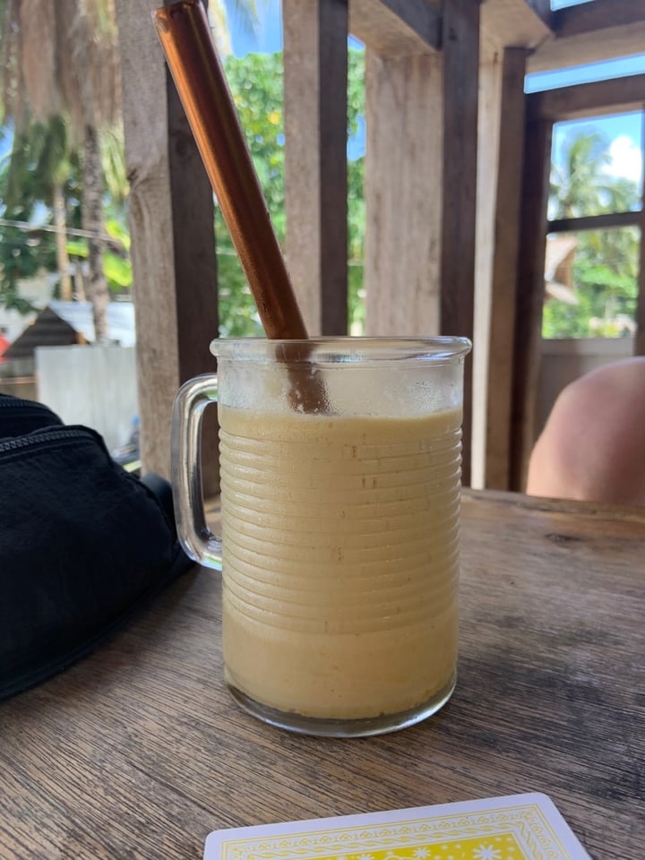 photo of Café Honest Siargao [by Wheelys PH] Pineapple Mango Smoothie shared by @mmmarissa on  19 Mar 2020 - review