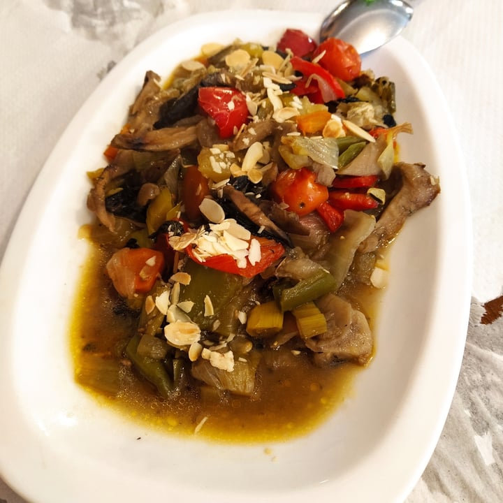 photo of El Lavaderu Salteado de verduras shared by @marinasnchez on  16 Oct 2021 - review