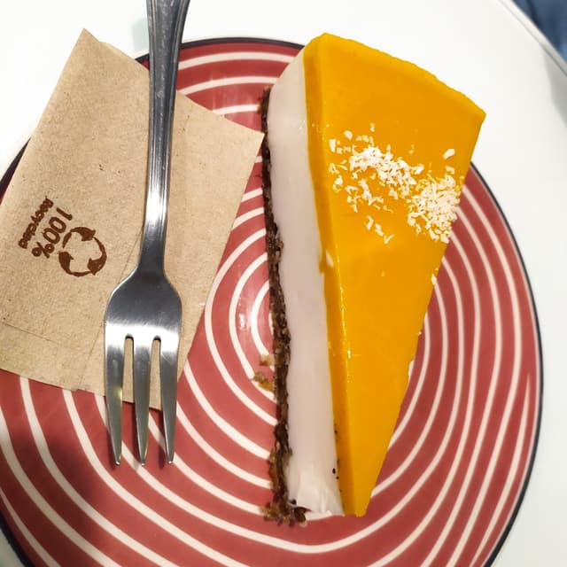 Photo of the dish “Tarta de queso y maracuyá”