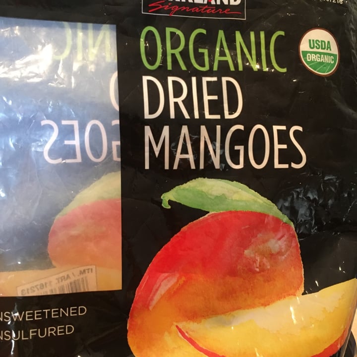 photo of Kirkland Signature Organic Dried Mangoes shared by @allcreaturesareone on  31 May 2022 - review