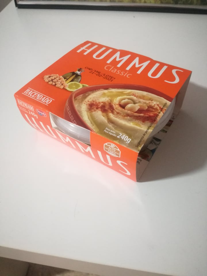 photo of Hacendado Hummus Classic shared by @alexandramp on  01 Mar 2021 - review