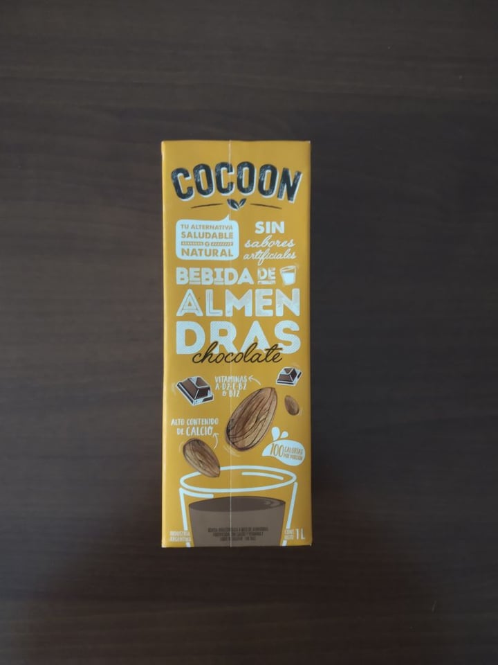 photo of Cocoon Bebida de Almendras sabor Chocolate shared by @maraf on  19 Apr 2020 - review