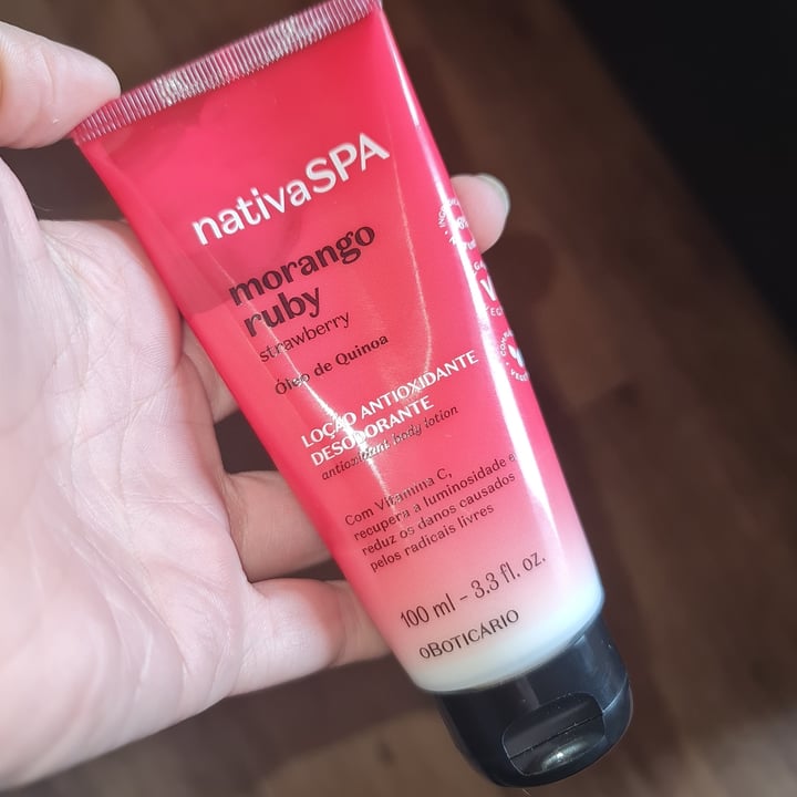 review photo of O Boticário Nativa SPA Morango Rubi shared by @jessicamoreno on 20 Jun 2022 - review