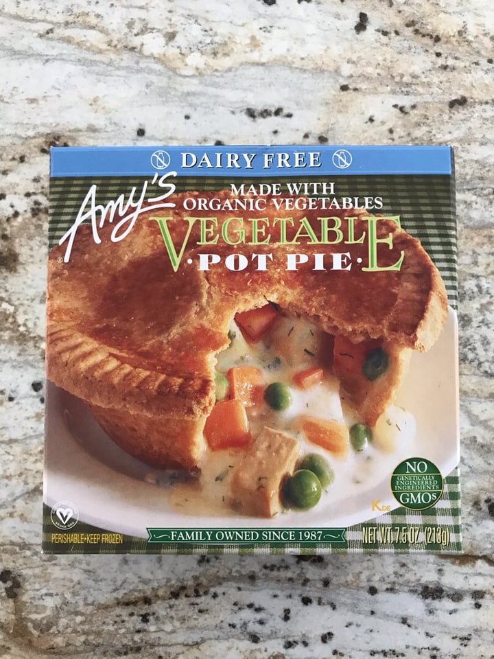 photo of Amy’s Dairy Free Vegetable Pot Pie shared by @dianna on  13 Apr 2019 - review