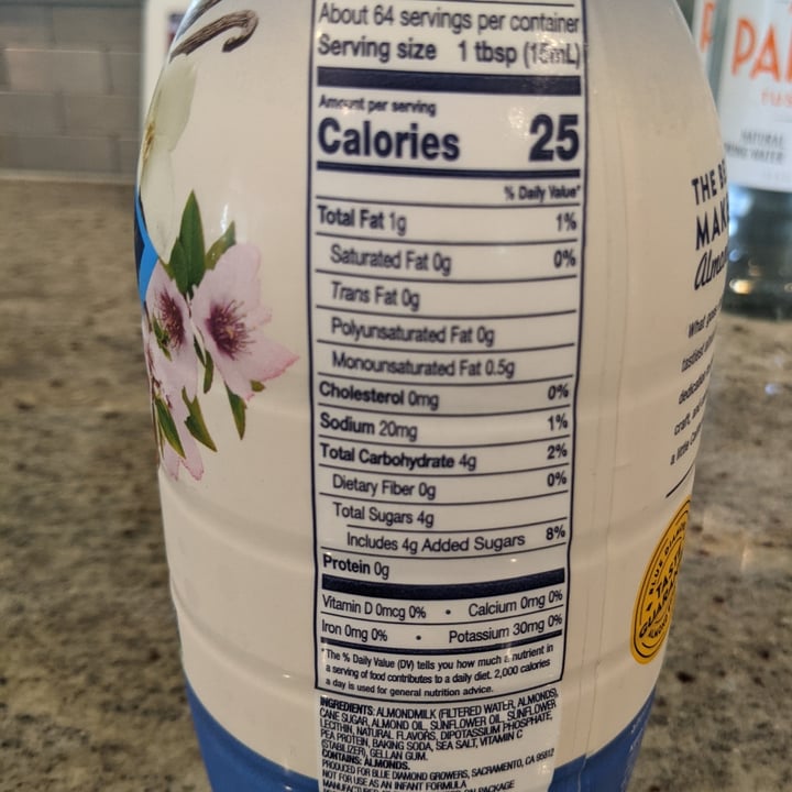 photo of Blue Diamond Vanilla Almondmilk Creamer shared by @lafferty81 on  22 Mar 2021 - review