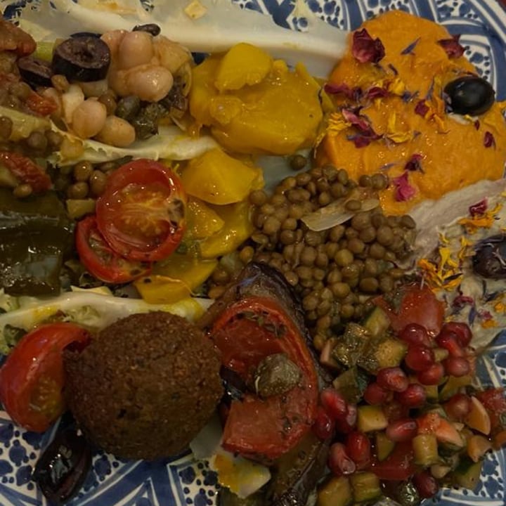 photo of Frary's ANTIPASTO VEGANO shared by @moccymoccy on  01 Sep 2022 - review