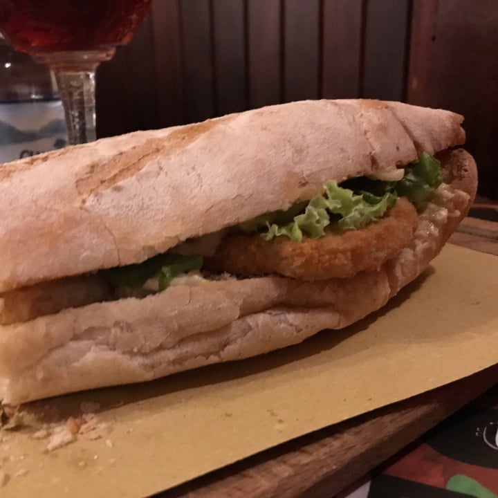 photo of The Millenium Autentico Irish Pub Original Guinness Panino 45 cm numero 203 shared by @papaya on  04 Dec 2022 - review