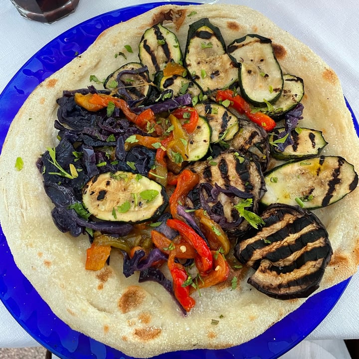 review photo of Trattoria Pizzeria Il Frantoio - noleggio bici e tandem Pizza shared by @maddyzazu on 14 Jul 2022 - review