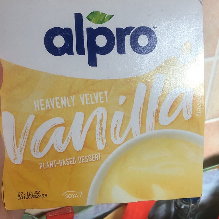 review photo of Alpro Heavenly Velvet Vanilla shared by @xhulia on 11 Aug 2022 - review