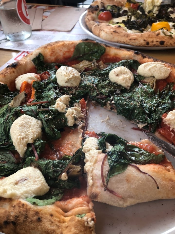 photo of Antica Pizzeria Nennillo Quattro vegani shared by @juliadagny on  29 Feb 2020 - review