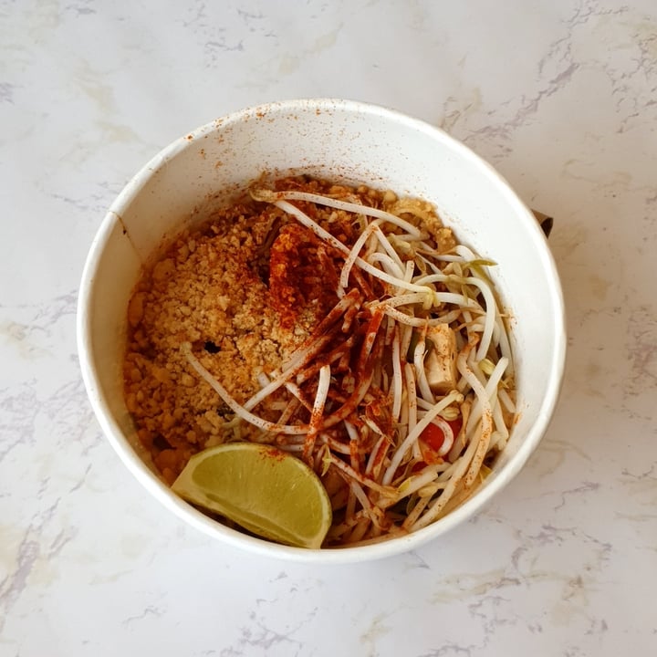 photo of Pangea Kitchen RD Pad Thai de Vegetales shared by @viralata on  25 Apr 2022 - review
