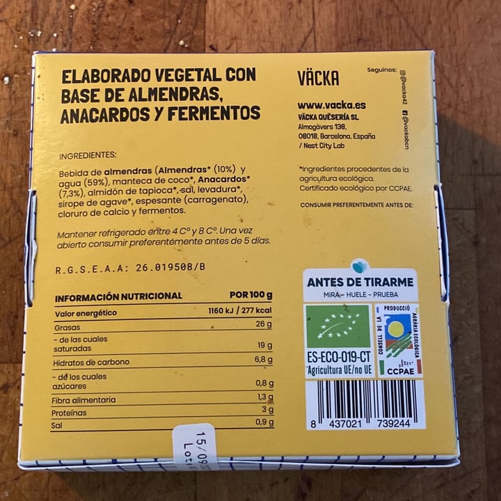 photo of Väcka Queso Vrie shared by @beaandveganfood on  02 Sep 2022 - review