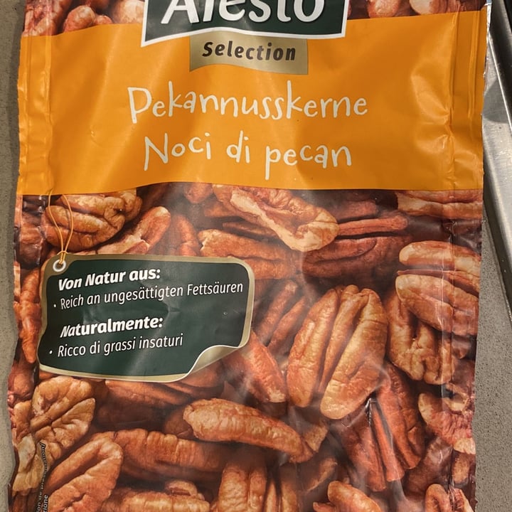 photo of Alesto Noci Di pecan shared by @ladispensavegana on  30 May 2022 - review