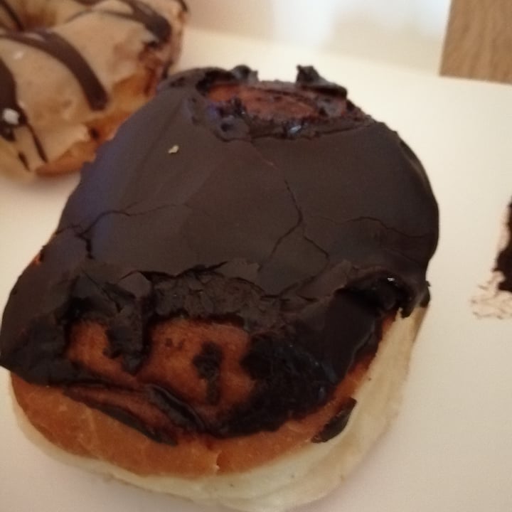 photo of Boneshaker Doughnuts Boneshaker Cream shared by @tiiina on  15 Mar 2022 - review