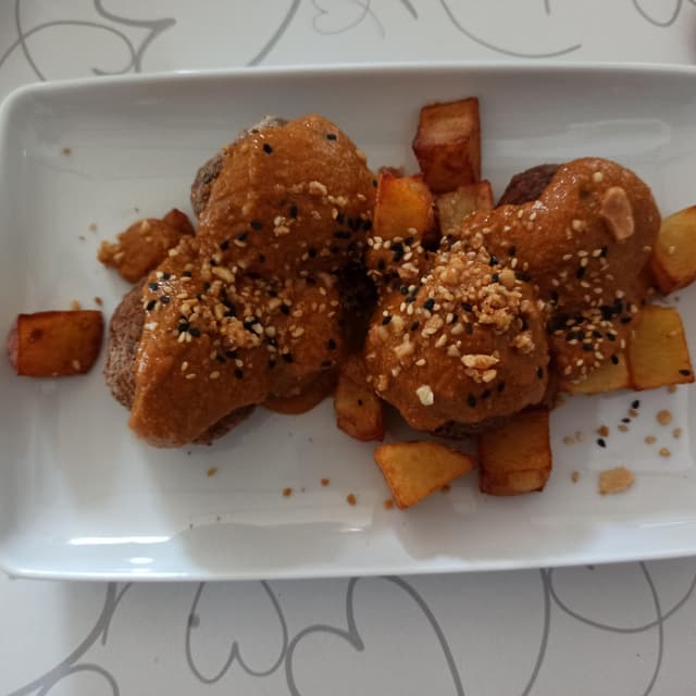 Photo of the dish “Albondigas de quinoa”