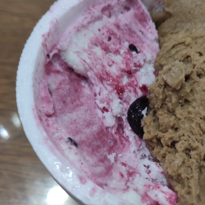 photo of Ainara Helados Veganos Helado Sabor Cheesecake shared by @alejom on  14 Nov 2021 - review