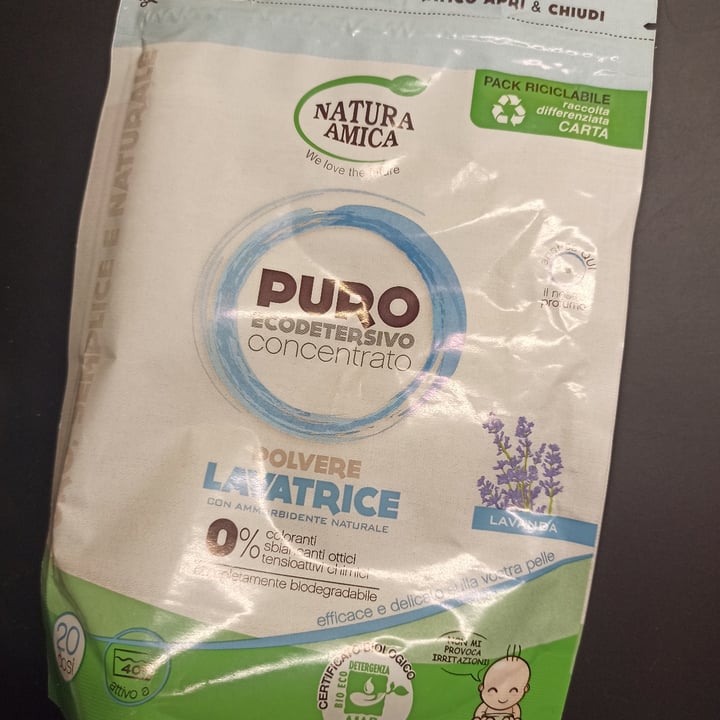 photo of Natura amica Detersivo lavatrice shared by @annachiara1995 on  30 Nov 2021 - review