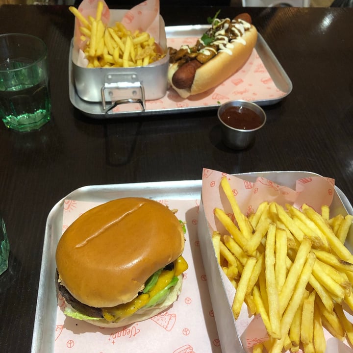 photo of Happy Friday Kitchen The California Burger shared by @mayajones on  19 Jul 2020 - review