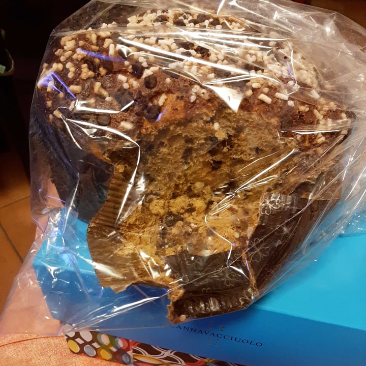 photo of Antonino Cannavacciuolo Dolce Di Pascqua Vegano Al Cioccolato  shared by @miveg on  16 Apr 2022 - review