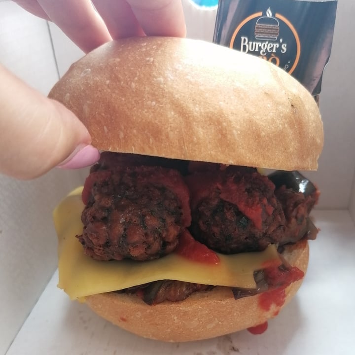 photo of Burger's bro' Polpettoso Veg shared by @rosannad93 on  11 Sep 2022 - review