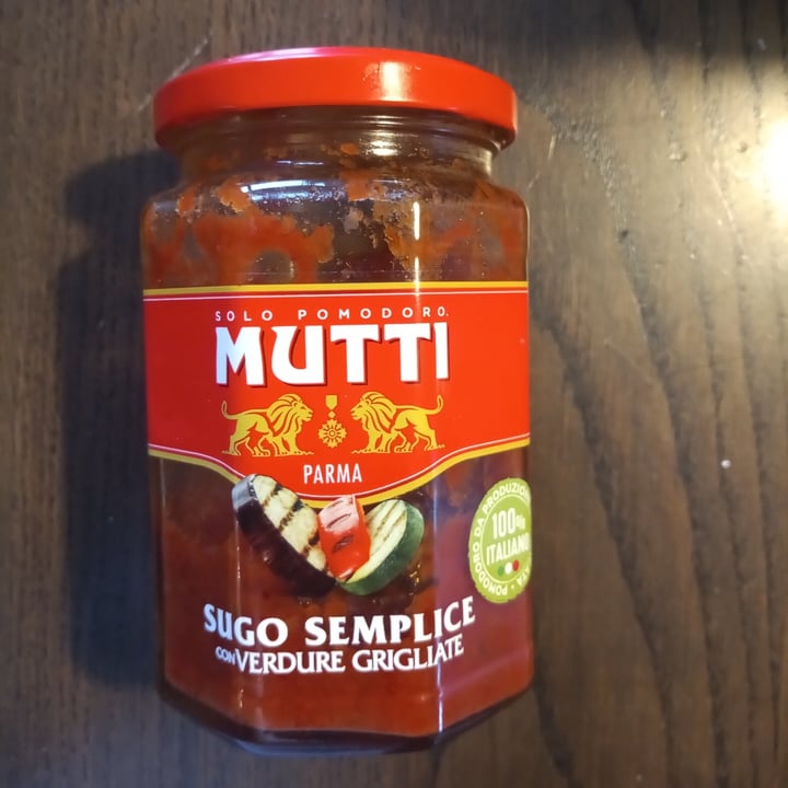 photo of Mutti Sugo Semplice con Verdure Grigliate shared by @biancaingrassia on  07 Apr 2022 - review