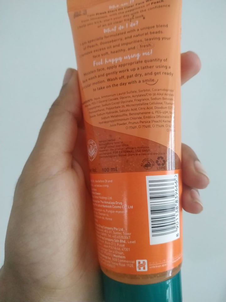 photo of Himalaya Herbals Oil clear face wash Peach shared by @thebackpacker on  16 Mar 2020 - review