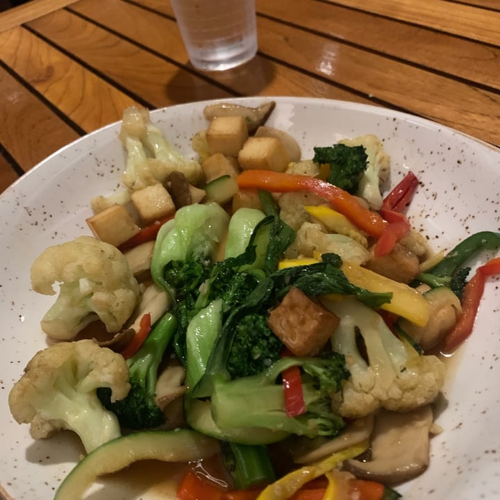 photo of Kapa Bar & Grill Tofu Stirfry shared by @klindvall on  19 Dec 2021 - review