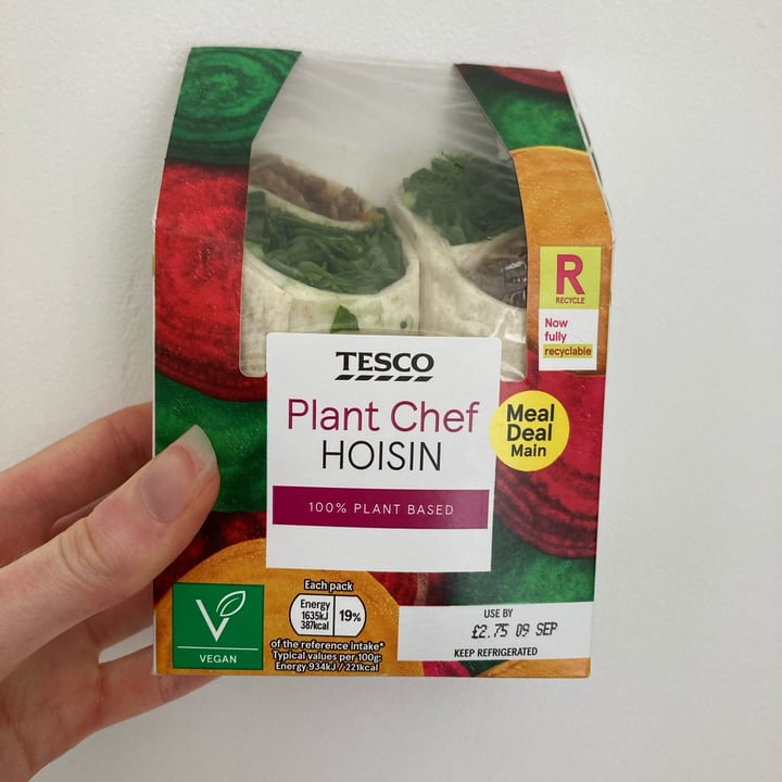 photo of Tesco Plant Chef Hoisin wrap shared by @cheapsoybean on  18 Dec 2021 - review