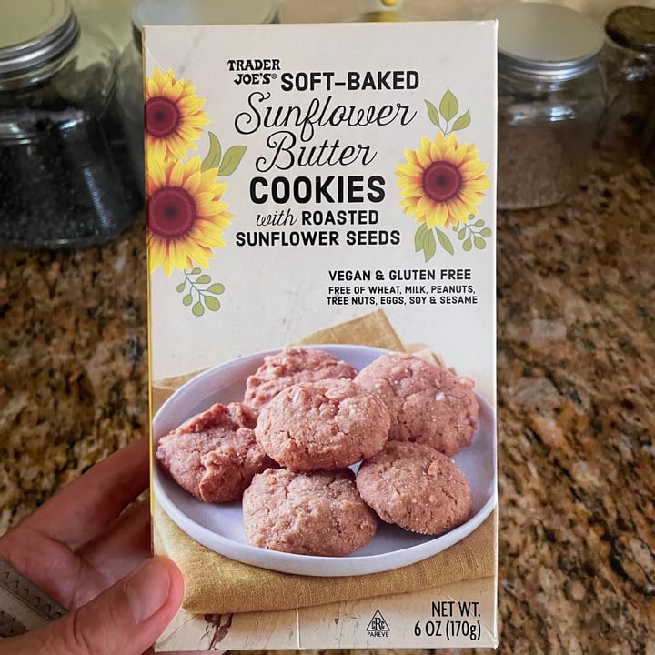 photo of Trader Joe's Soft Baked Sunflower Butter Cookies shared by @mikael on  18 May 2022 - review