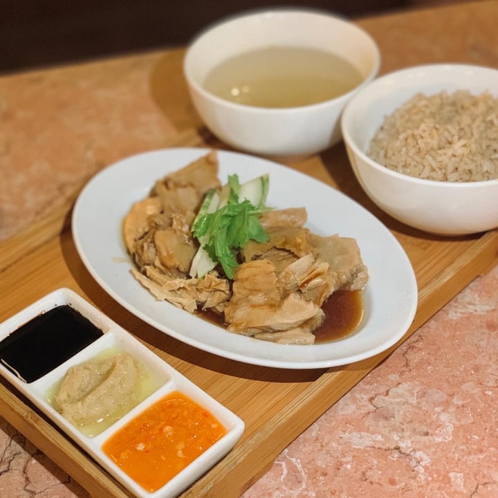 review photo of Priveā Chicken Rice shared by @shania8777 on 12 Dec 2021 - review