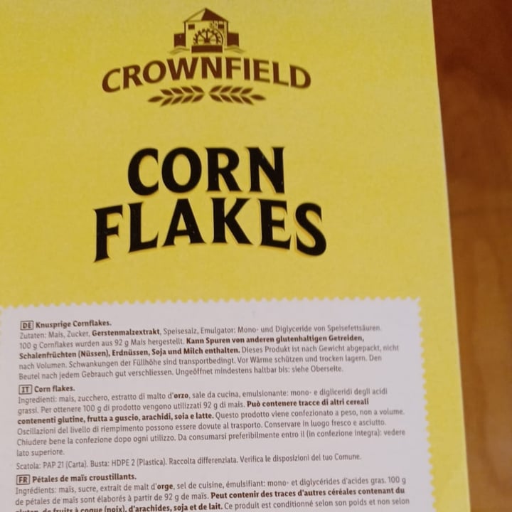 photo of Crownfield Corn flakes shared by @lizzieveg on  05 Feb 2022 - review