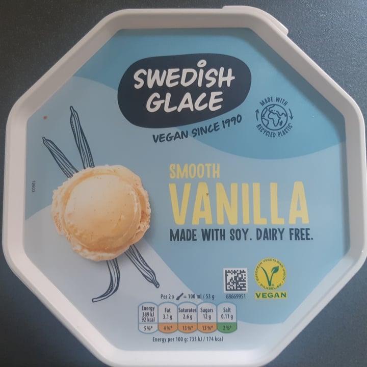 review photo of Swedish Glace Smooth Vanilla shared by @anitalianintheuk on 26 Jun 2022 - review