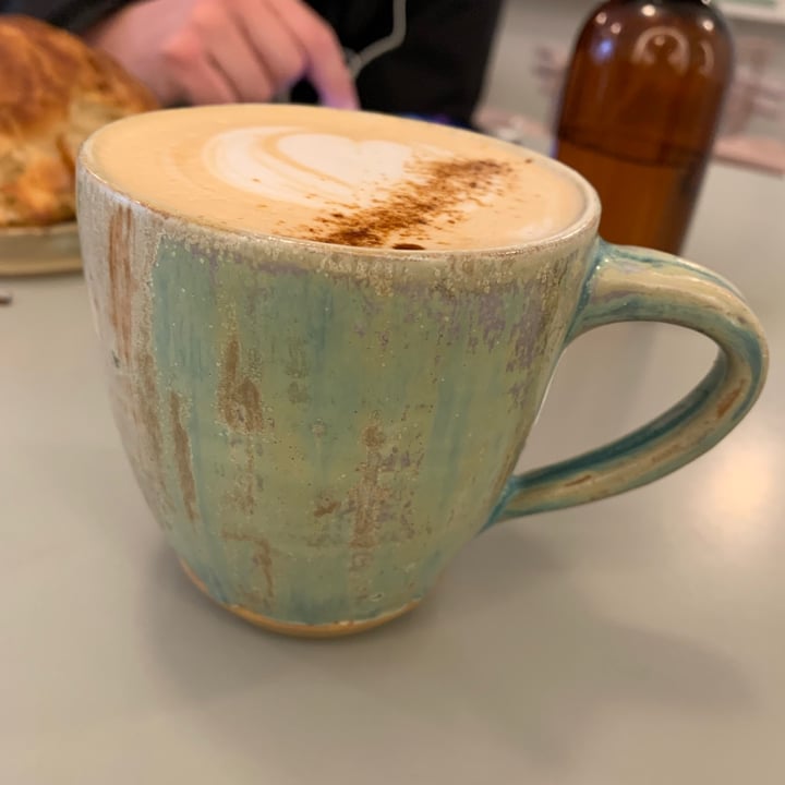 photo of Bioma plant based café Caramel macchiato shared by @canica on  15 Sep 2021 - review