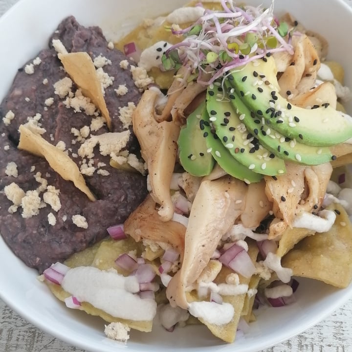 photo of HAMABE Chilaquiles shared by @raquelochoa on  17 Apr 2022 - review