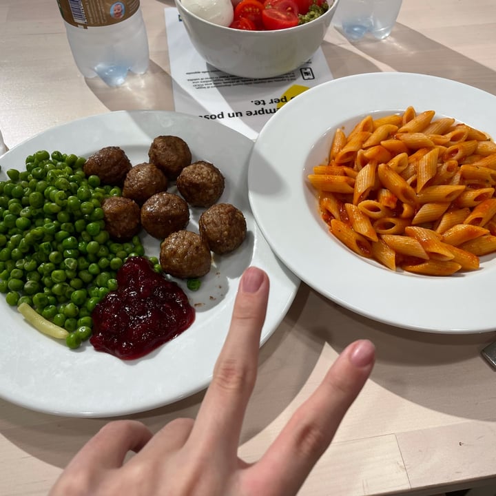 photo of IKEA Turin Polpette vegane shared by @yuumiru on  27 Nov 2021 - review
