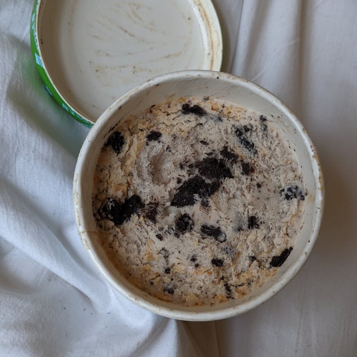 review photo of Ben & Jerry's P.B. & Cookies Non-Dairy Frozen Dessert shared by @whiterabbit8 on 13 Jan 2021 - review